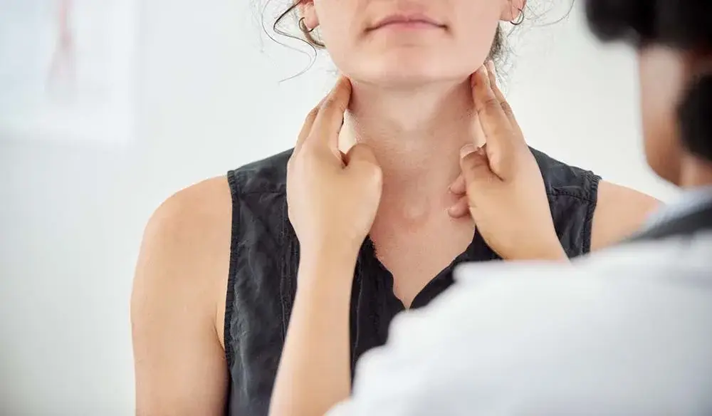 what are early warning sings of thyroid problems