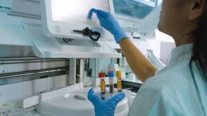 ApoB - The Advanced Cholesterol Test That Helps Us See Heart Disease Risk More Clearly 